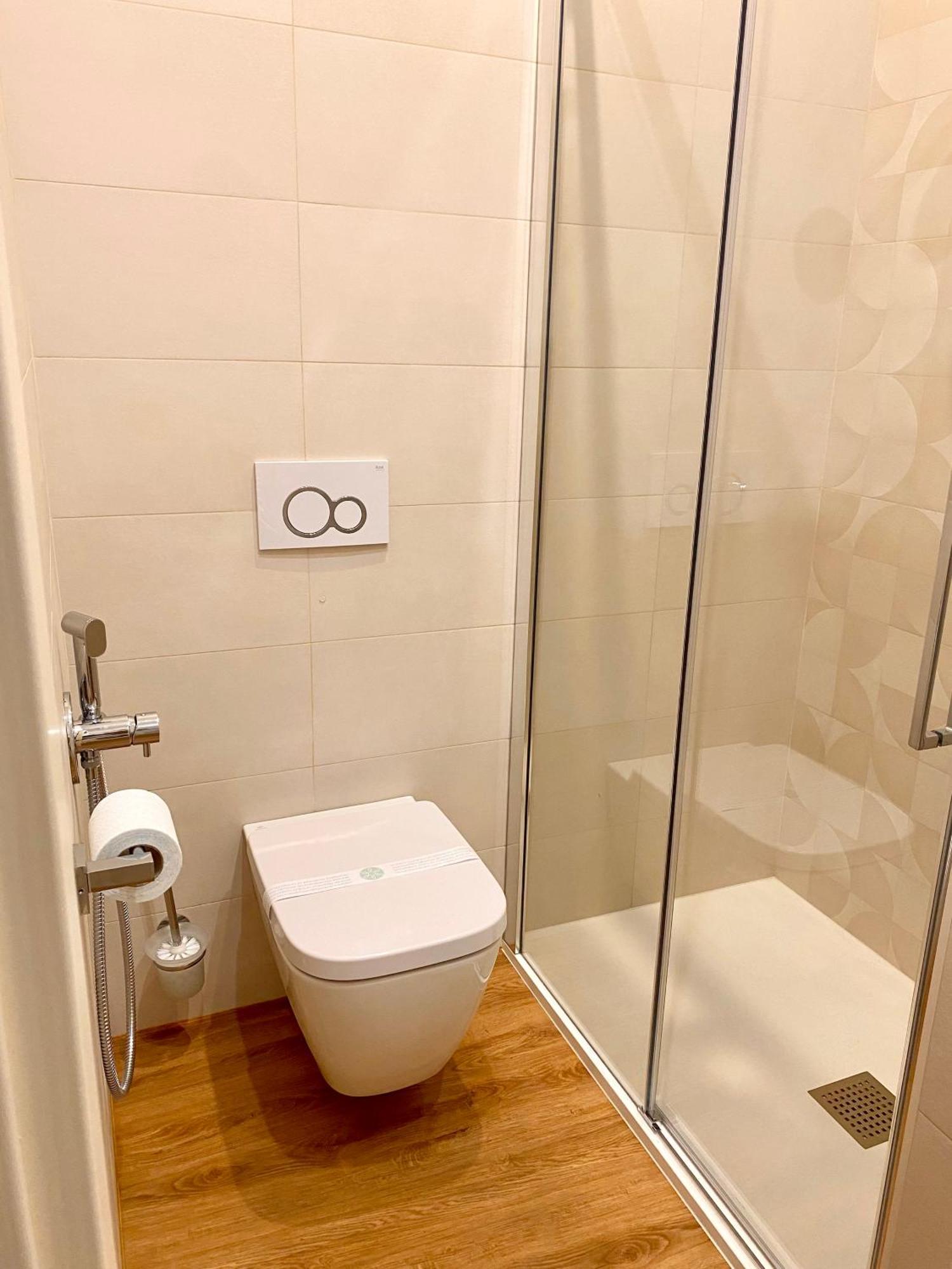 Domus 44 Rooms Verona Exterior photo